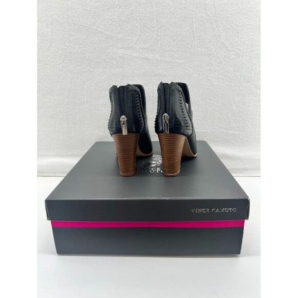 Vince Camuto Delsimba Black Pointed Toe Bootie Size 6.5 Wooden Heel - Picture 3 of 6